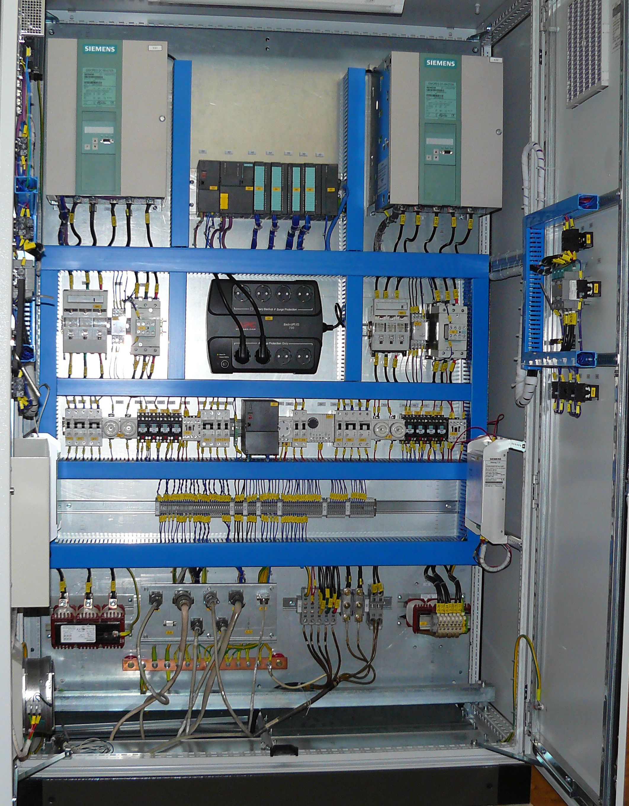 Система управления АУ с двигателями постоянного тока. Фото 2